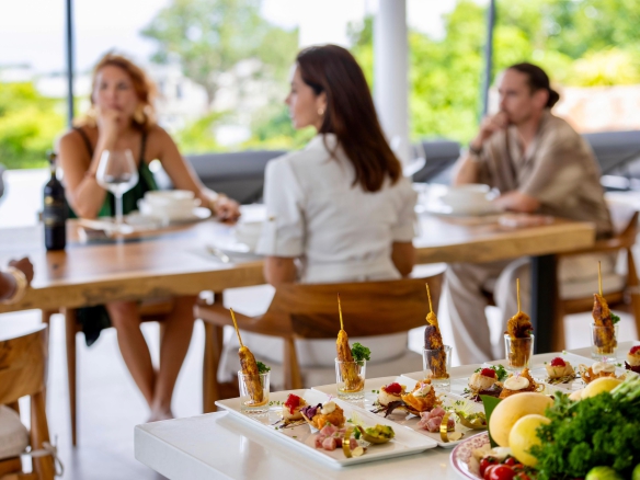 PHOTO-2025-11-17-11-12-48 8