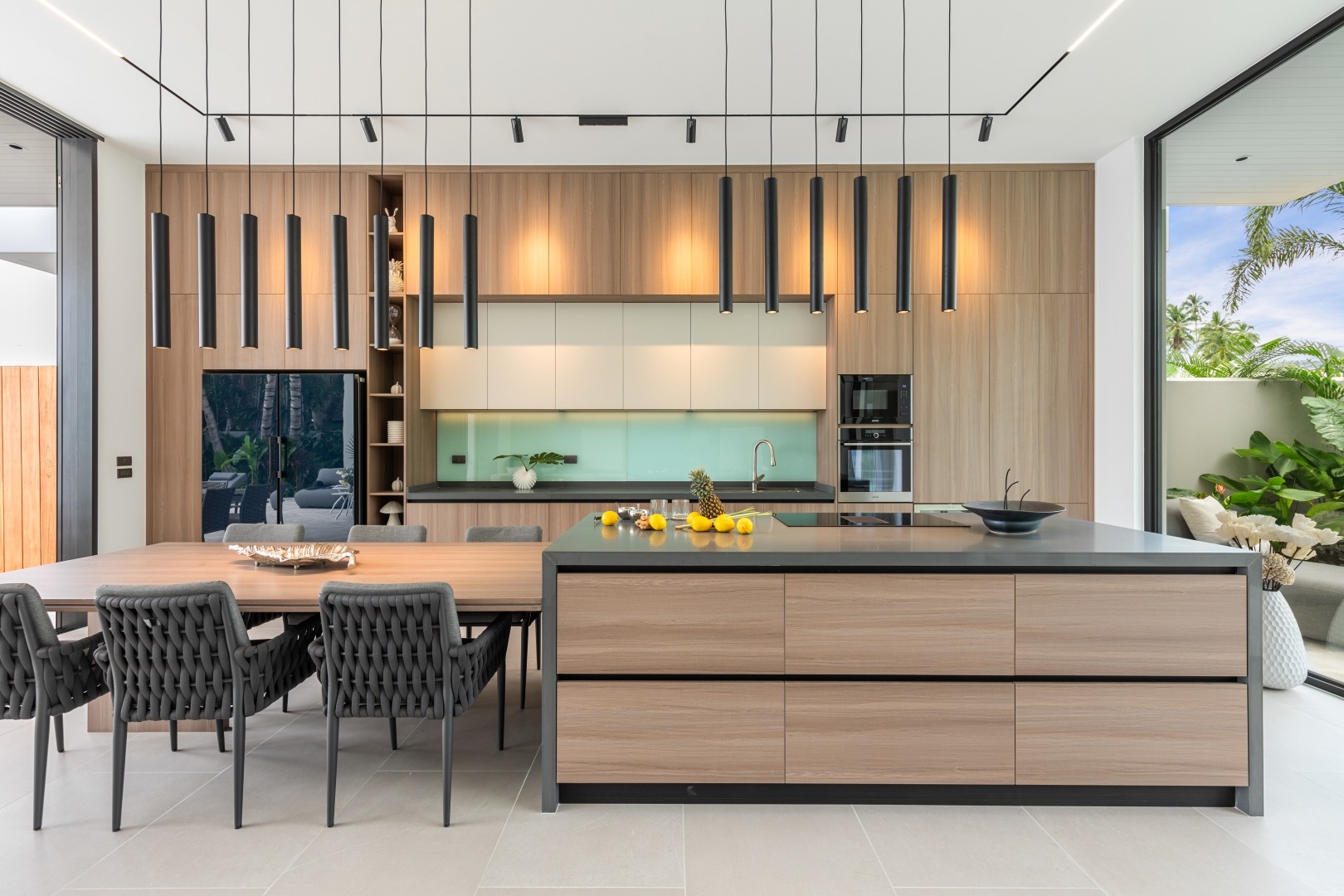 BTB-Beach-Villa-1-Thongkrut-43